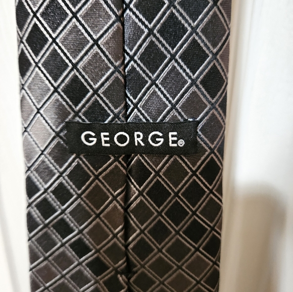Mens George Tie - Picture 2 of 2